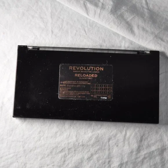 THREE eyeshadow palettes UNUSED Revolution london newtrals 2, blackout (C66)
